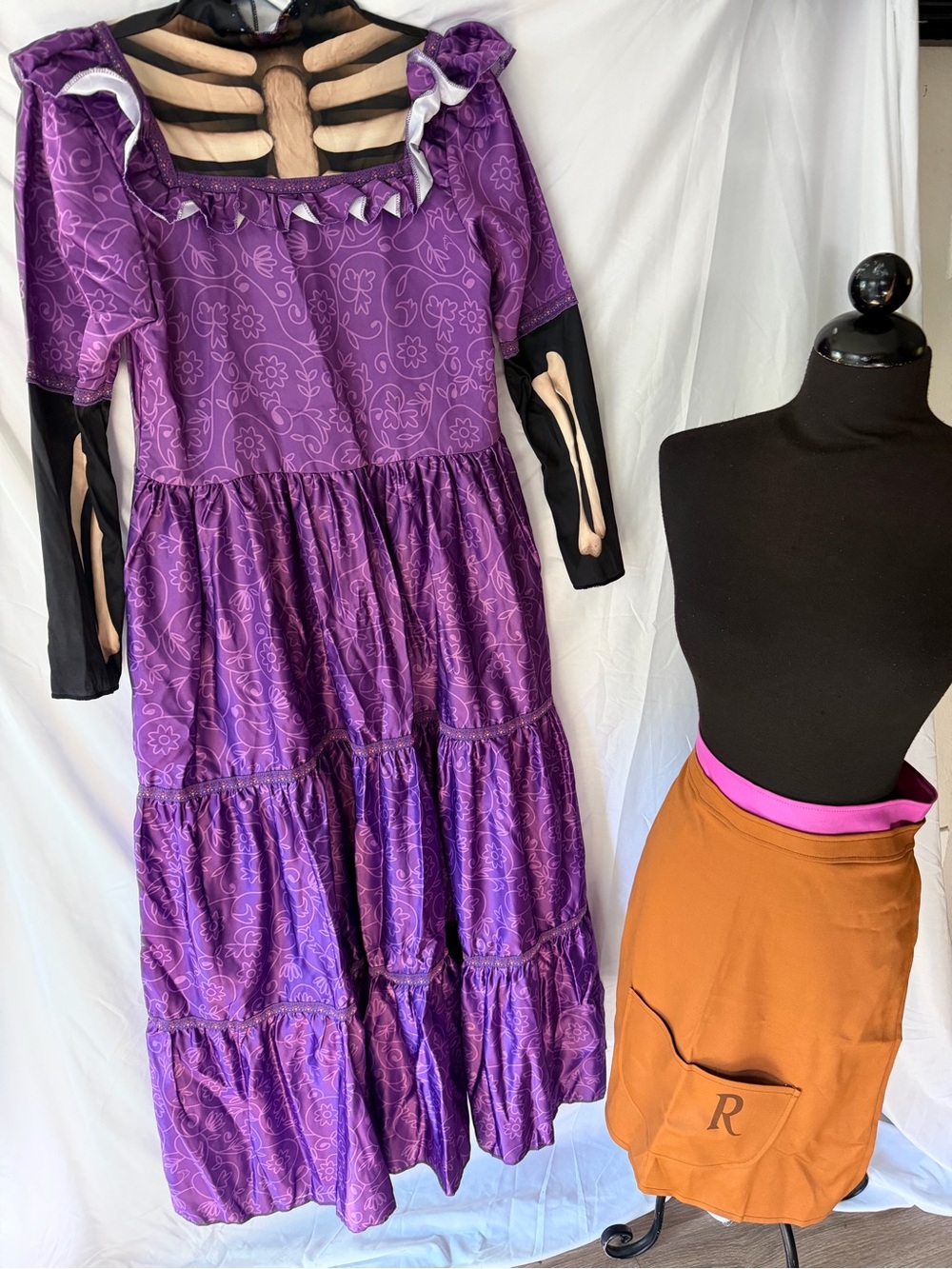 Disney Pixar coco mama Imelda adult costume size M 8-10